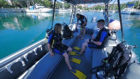 Scuba Diving in Puerto Aventuras